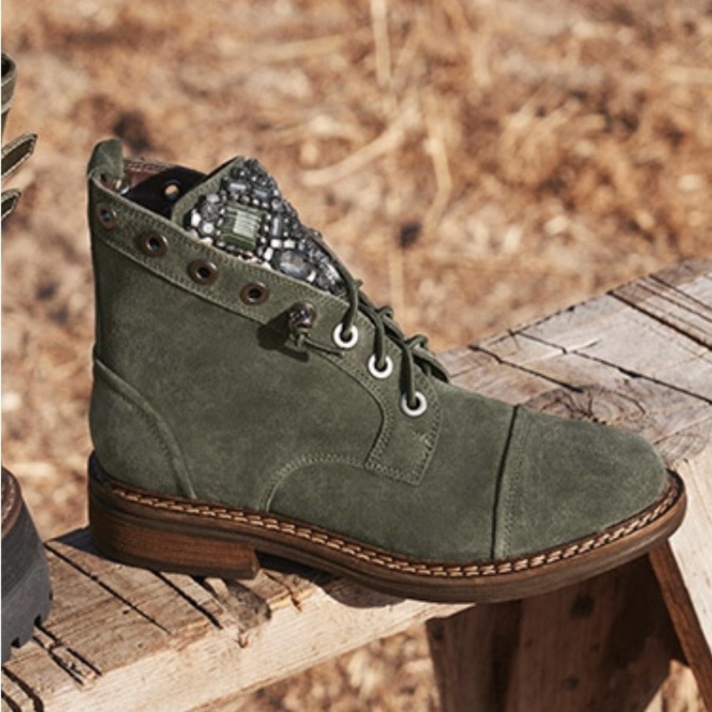 Vince Camuto Green Rolleena Bootie